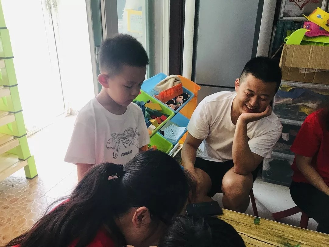 無聲的世界，有聲的愛 遠行愛